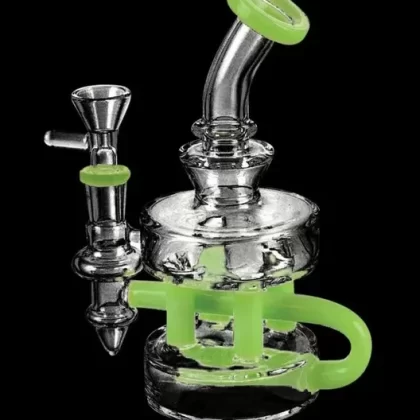 The “Tiered” Glass Polished Bent Neck Rig
