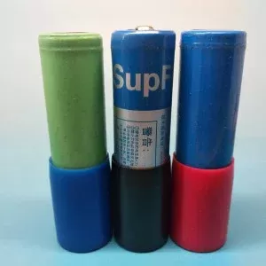 Momovaping 2PCS/Pack 18650 TO 2 20700 BATTERY ADAPTER