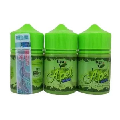 TIGA PETIK APEL